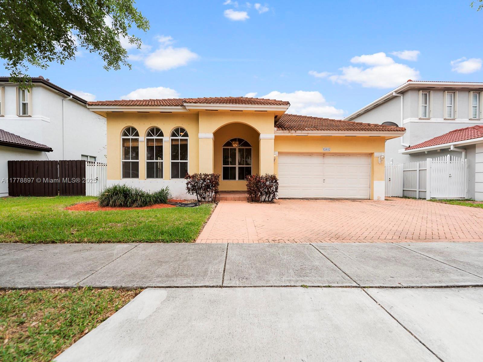 Picture of 15932 SW 63Rd Ter, Miami, FL 33193