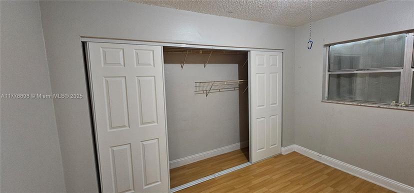 Picture of 5352 NE 6Th Ave # G9, Oakland Park FL 33334