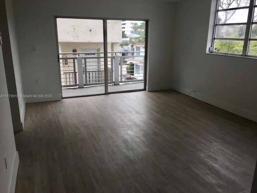 Picture of 716 Michigan Ave # 305, Miami Beach FL 33139