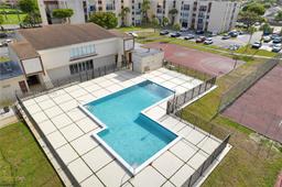 Picture of 9401 SW 4Th St # 112, Miami, FL 33174