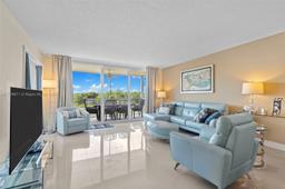Picture of 4030 W Palm Aire Dr # 408, Pompano Beach, FL 33069