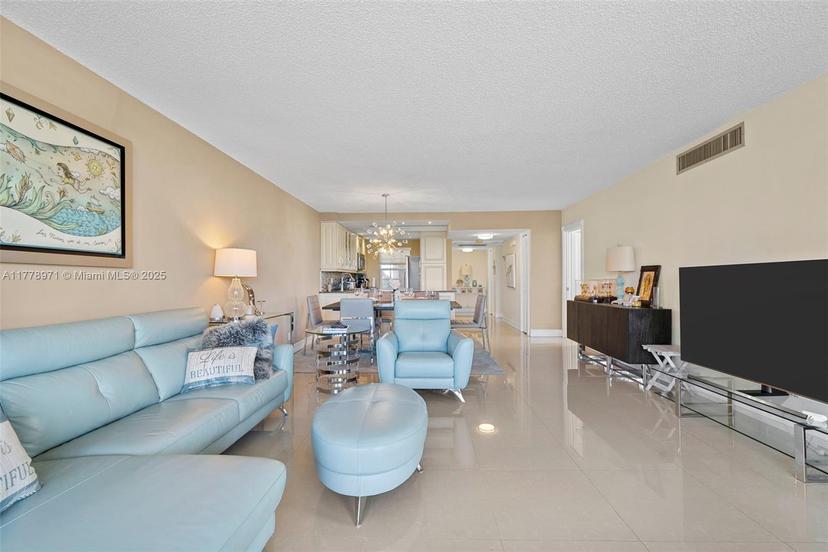 Picture of 4030 W Palm Aire Dr # 408, Pompano Beach FL 33069