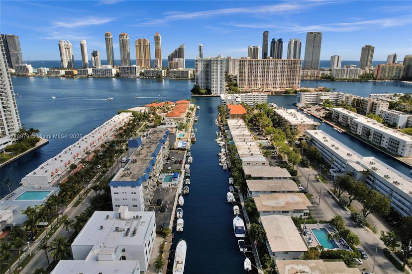 Picture of 3770 NE 171St St # 403, North Miami Beach FL 33160