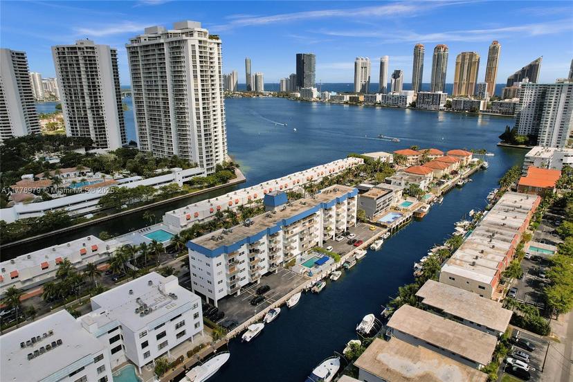 Picture of 3770 NE 171St St # 403, North Miami Beach FL 33160