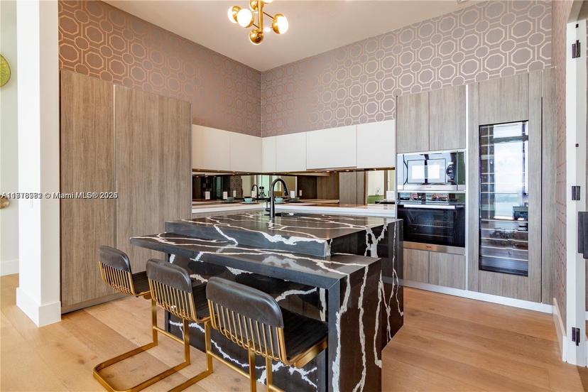 Picture of 2900 NE 7Th Ave, Miami FL 33137