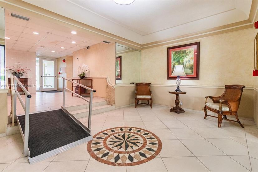 Picture of 2500 NE 48Th Ln # 802, Fort Lauderdale FL 33308