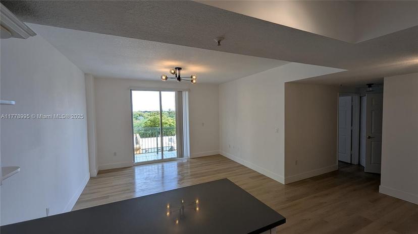 Picture of 3500 Coral Way # 600, Miami FL 33145