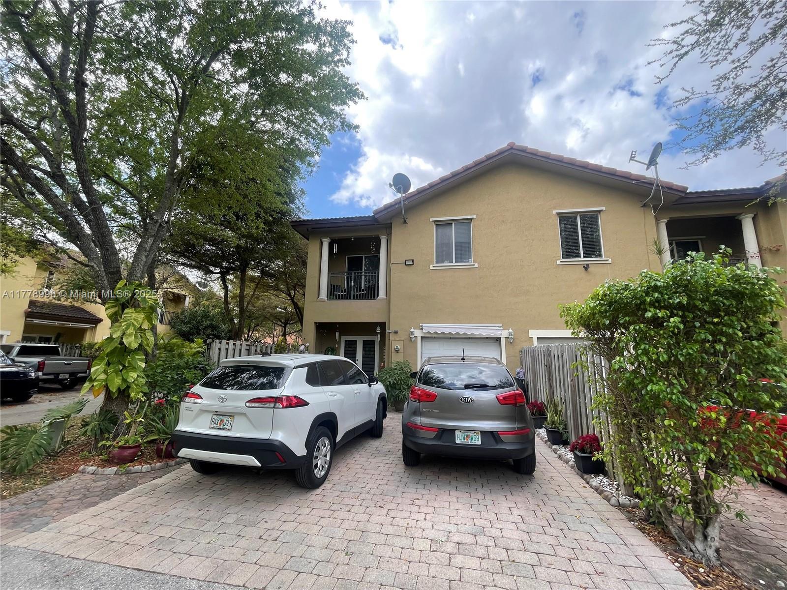Picture of 22969 SW 112Th Pl # 0, Miami, FL 33170