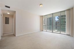Picture of 1111 SW 1St Ave, Miami, FL 33130