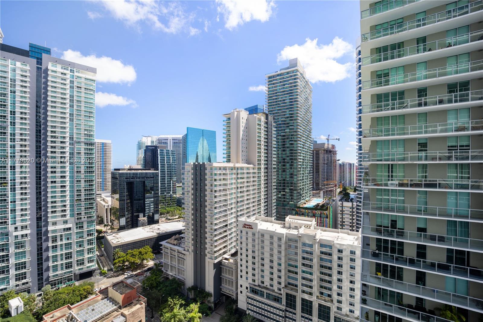 Picture of 1111 SW 1St Ave, Miami, FL 33130