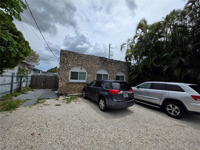 Picture of 511 NW 62Nd Ave, Miami FL 33126