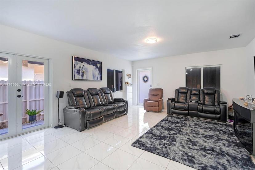 Picture of 2326 NW 56Th St, Miami FL 33142