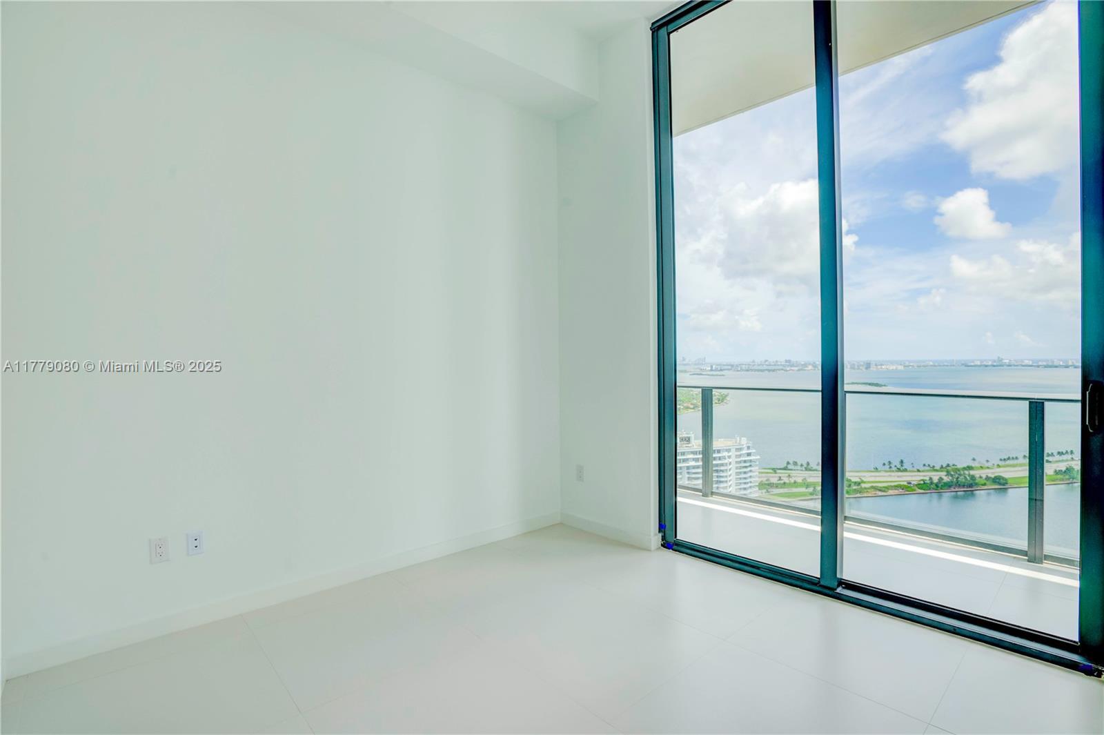 Picture of 501 NE 31St St # 4002, Miami, FL 33137