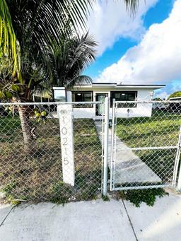 Picture of 10215 SW 172Nd St, Miami, FL 33157