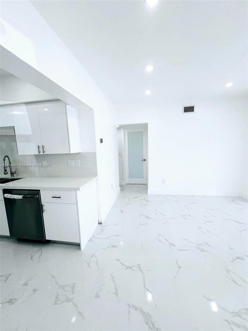 Picture of 10215 SW 172Nd St, Miami FL 33157