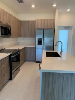 Picture of 8201 NW 41St St # 309, Doral, FL 33166