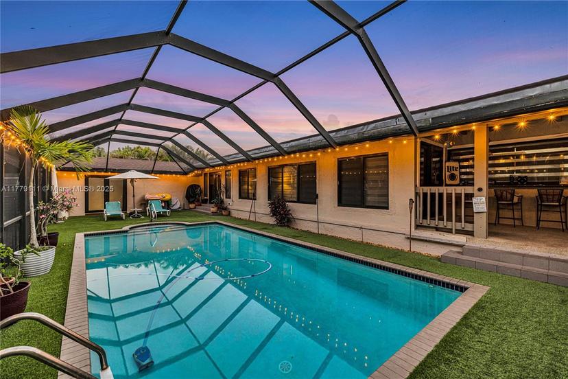 Picture of 7801 SW 170Th St, Palmetto Bay FL 33157