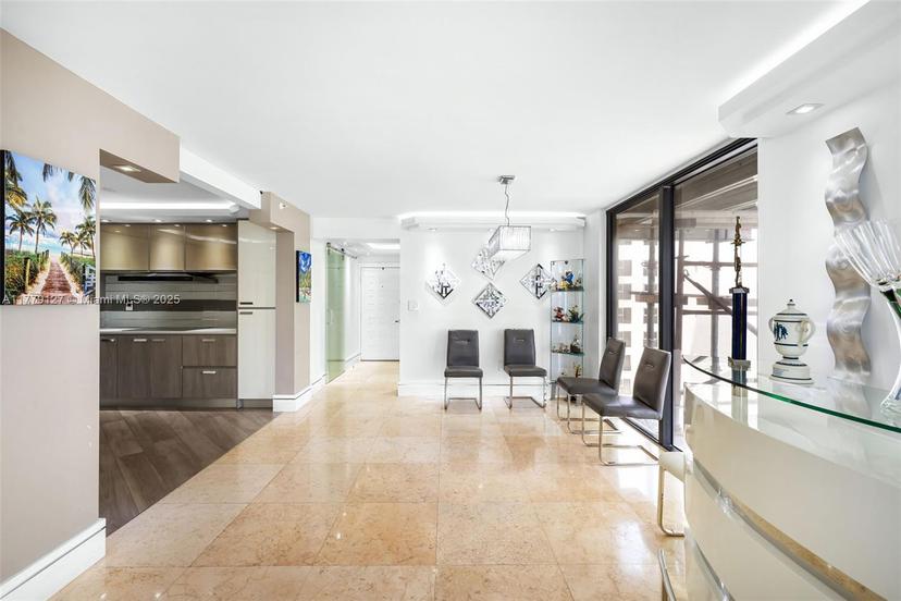 Picture of 6061 Collins Ave # 8F, Miami Beach FL 33140