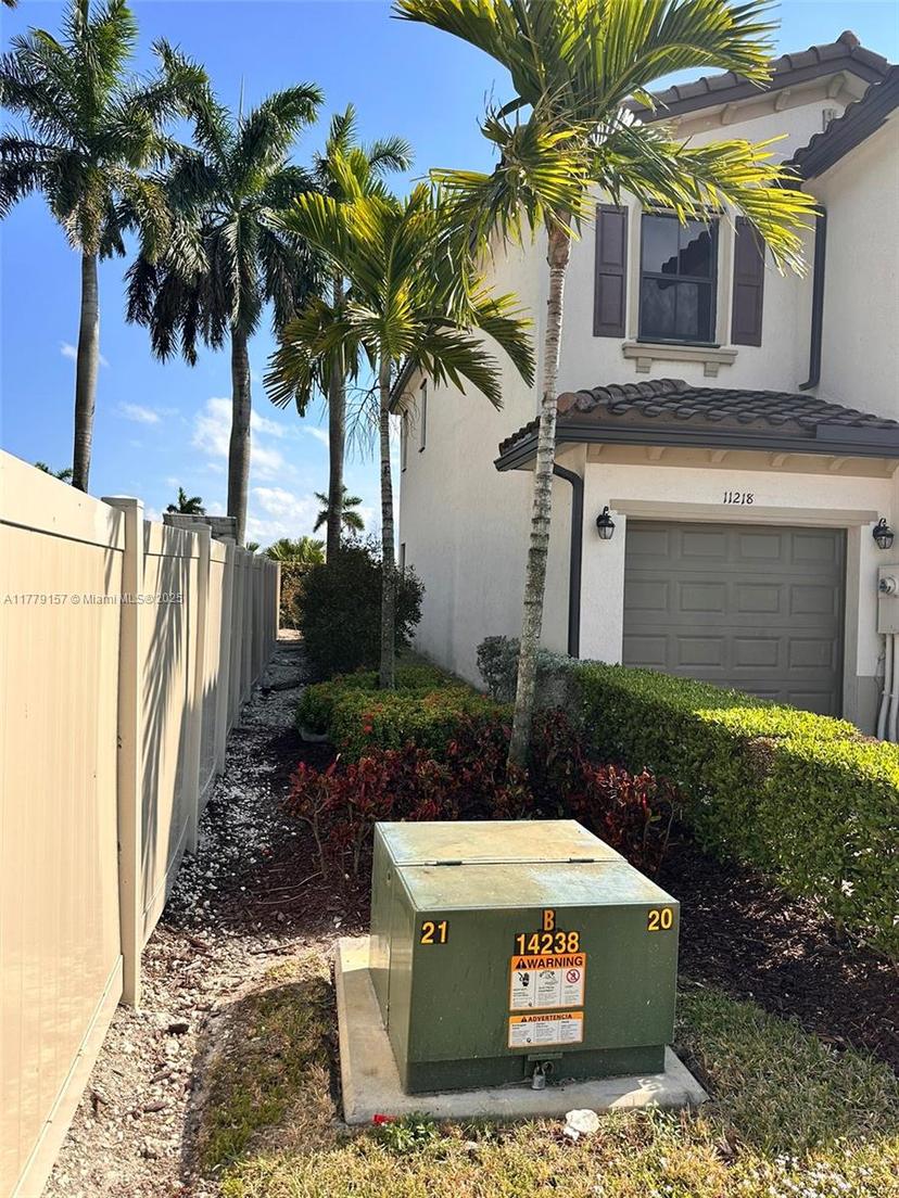 Picture of 11218 SW 250Th Ter # 11218, Homestead FL 33032