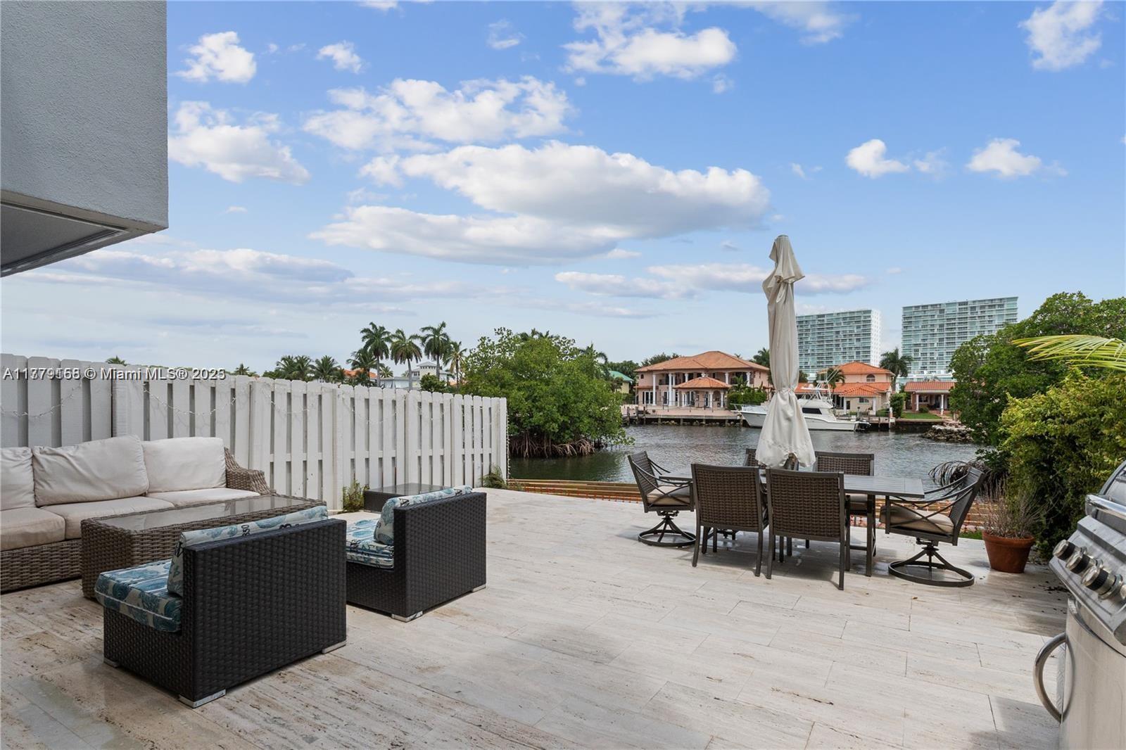 Picture of 387 Poinciana Dr # 1211, Sunny Isles Beach, FL 33160