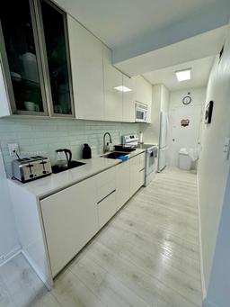 Picture of 100 Lincoln Rd # 430, Miami Beach, FL 33139