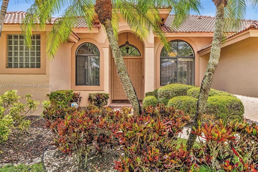 Picture of 2701 Edgewater Ct, Weston FL 33332