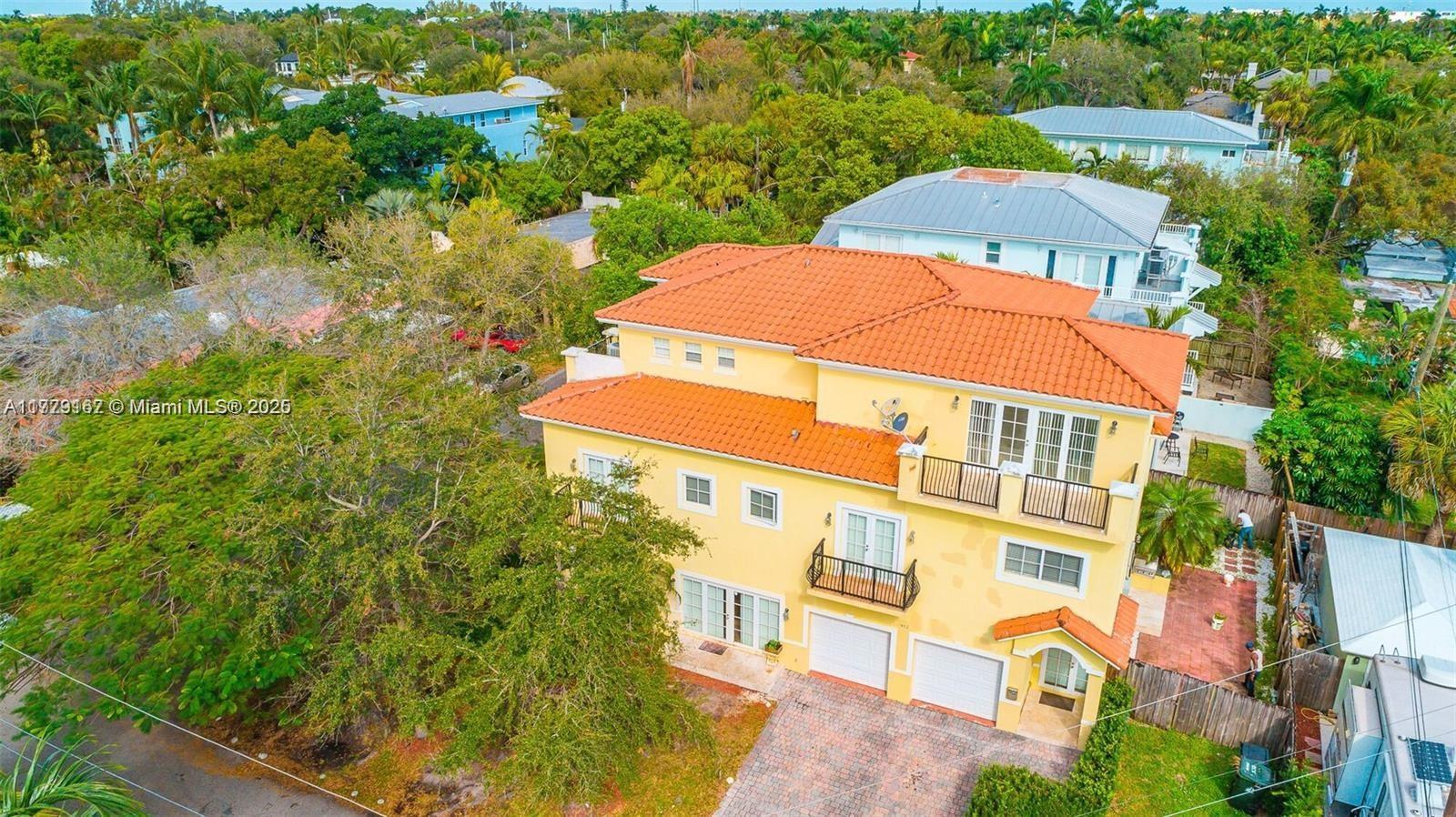 Picture of 716 SW 9Th Ter # 2, Fort Lauderdale, FL 33315