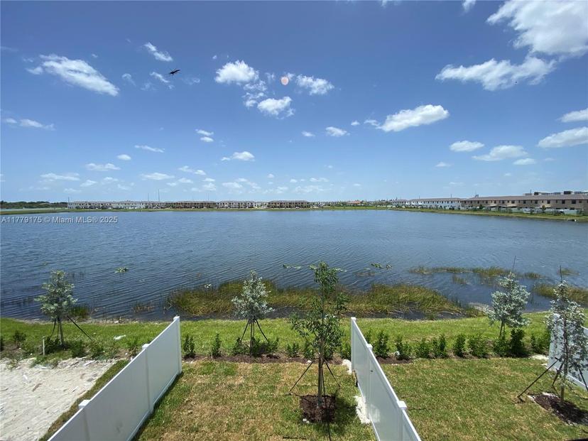 Picture of 3404 W 114Th Ter, Hialeah FL 33018