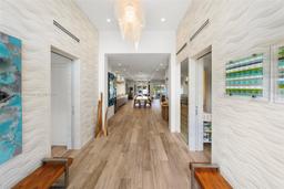 Picture of 121 S Gordon Rd, Fort Lauderdale, FL 33301