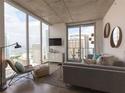 Picture of 151 SE 1St St # 2802, Miami, FL 33131