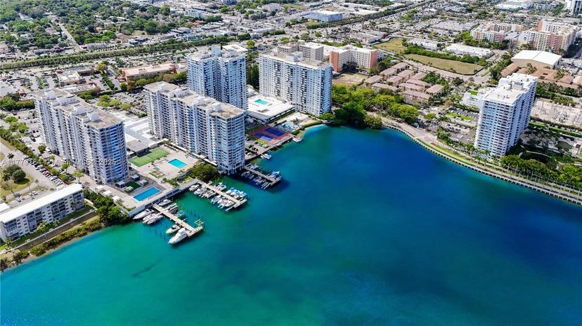 Picture of 18031 Biscayne Blvd # 1904, Aventura FL 33160