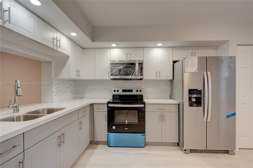 Picture of 1101 SW 128Th Ter # 310C, Pembroke Pines FL 33027