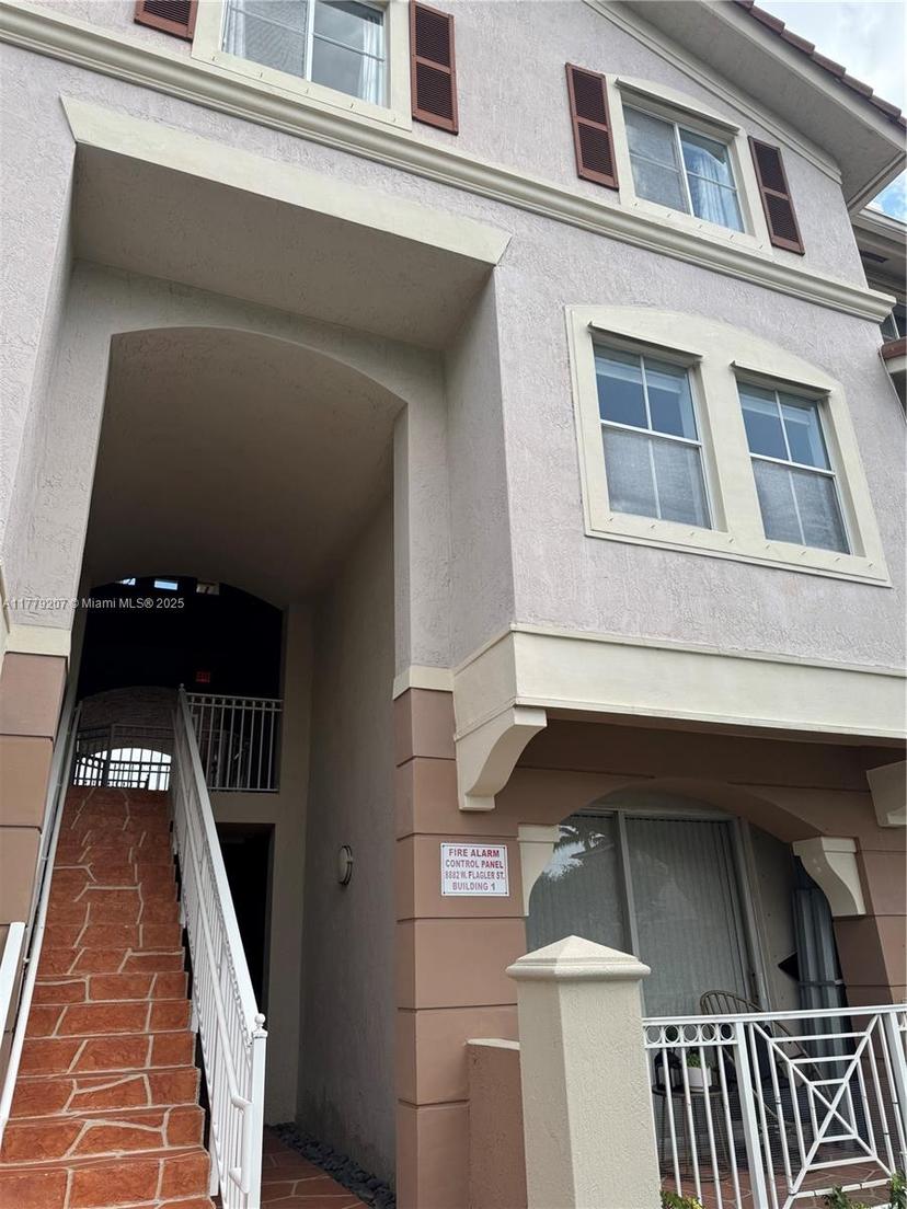 Picture of 8882 W Flagler St # 201, Miami FL 33174