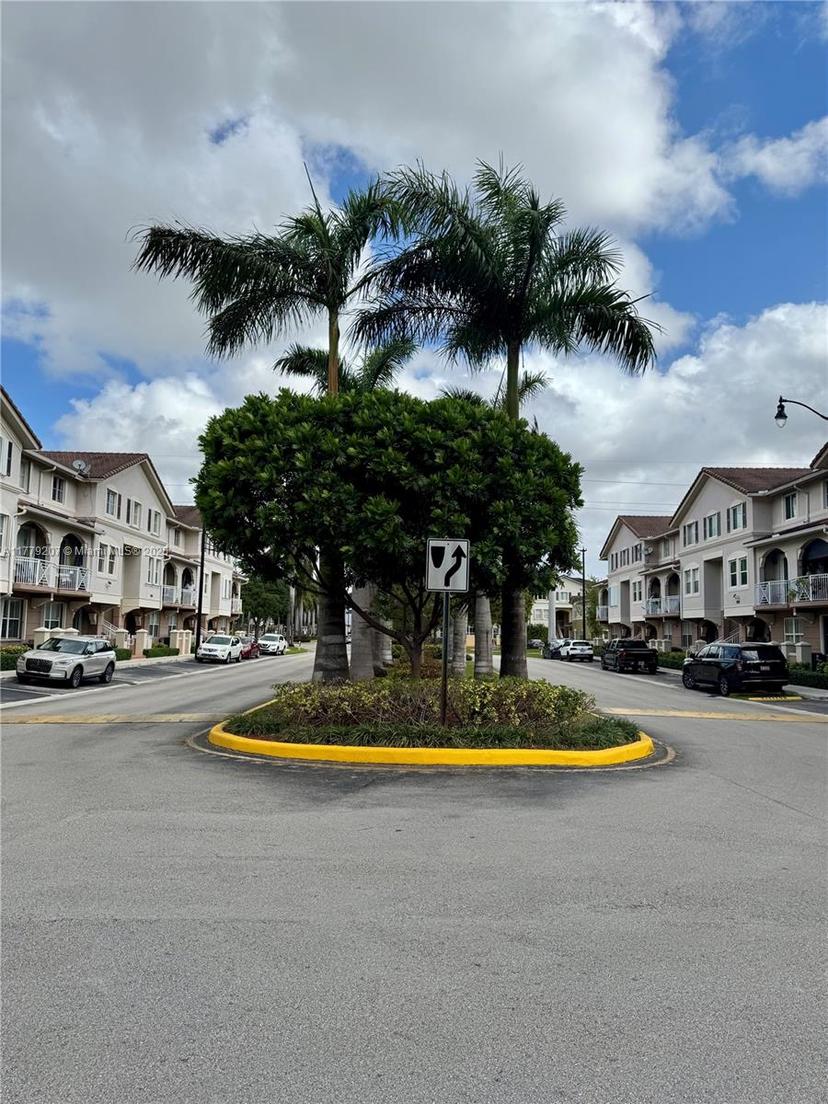 Picture of 8882 W Flagler St # 201, Miami FL 33174