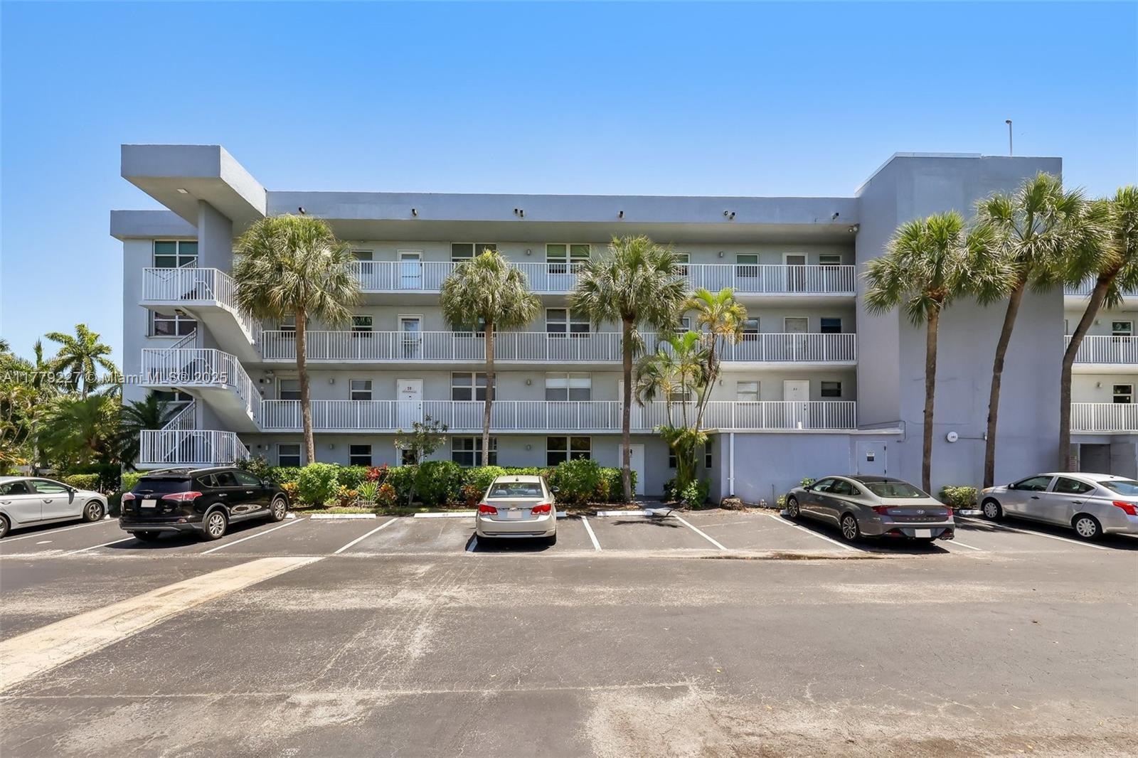 Picture of 101 Royal Park Dr # 1D, Oakland Park, FL 33309