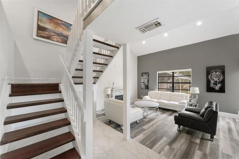 Picture of 6345 NW 201St Ln, Hialeah FL 33015