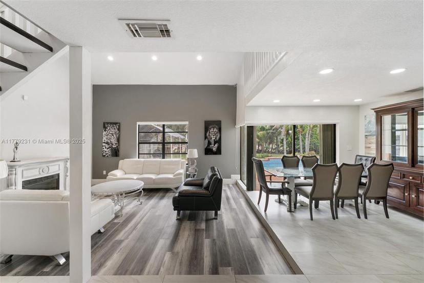 Picture of 6345 NW 201St Ln, Hialeah FL 33015