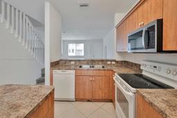 Picture of 1925 Gardenia Ct # 1925, Riviera Beach, FL 33404