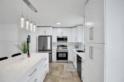 Picture of 820 NE 8Th Street, Pompano Beach, FL 33060