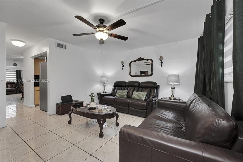 Picture of 10881 SW 6Th St # 7, Sweetwater FL 33174