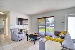 Picture of 18033 SW 89Th Pl, Palmetto Bay, FL 33157