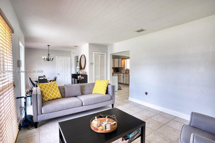 Picture of 18033 SW 89Th Pl, Palmetto Bay FL 33157