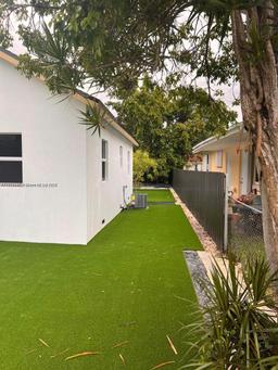 Picture of 1985 NW 49Th St, Miami, FL 33142