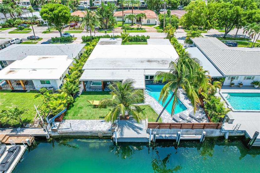 Picture of 2243 Bayview Ln, North Miami FL 33181
