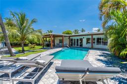 Picture of 2243 Bayview Ln, North Miami, FL 33181
