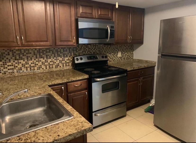 Picture of 11930 NE 19Th Dr # 16, North Miami FL 33181