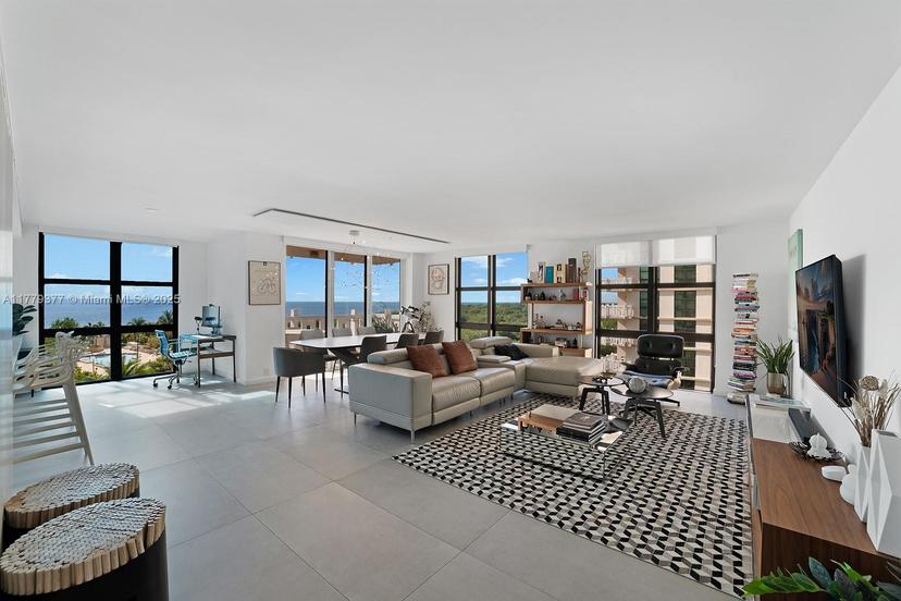 Picture of 1121 Crandon Blvd # F702, Key Biscayne FL 33149