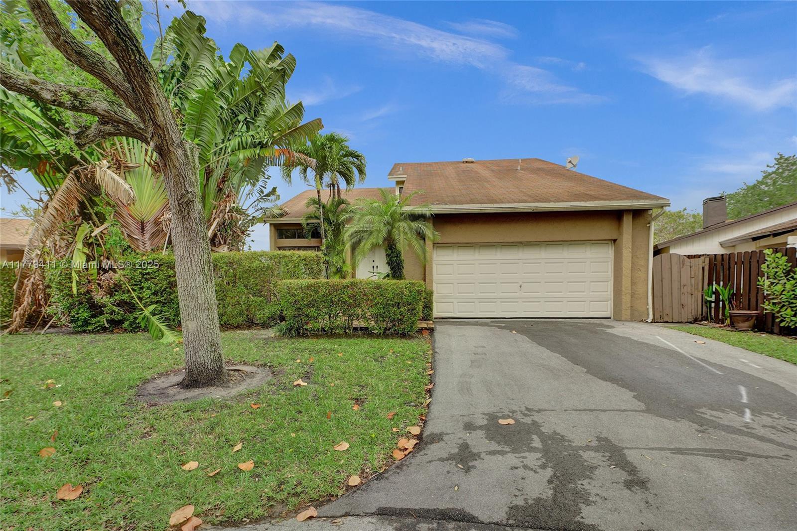 Picture of 11724 SW 134Th Ct, Miami, FL 33186
