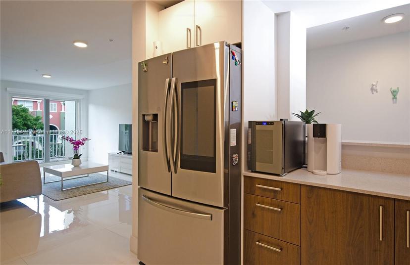 Picture of 10950 NW 82Nd St # 204, Doral FL 33178