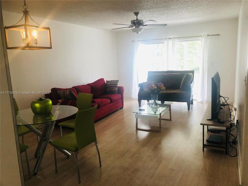 Picture of 3776 Inverrary Blvd # 205R, Lauderhill FL 33319